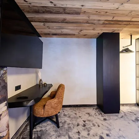 Nani - Mountain Alpesi faház *