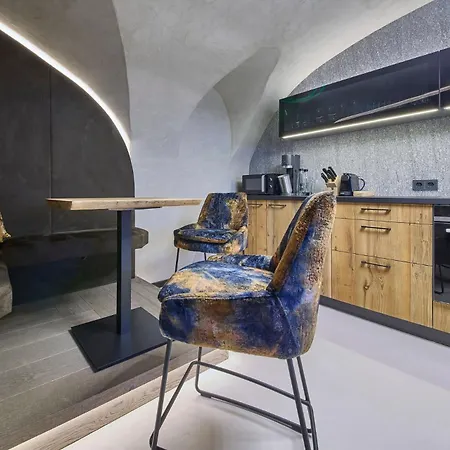 Nani - Mountain سالباخ هينترغليم